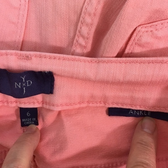 NYDJ Ankle Jeans Style 77610DT - Picture 7 of 7